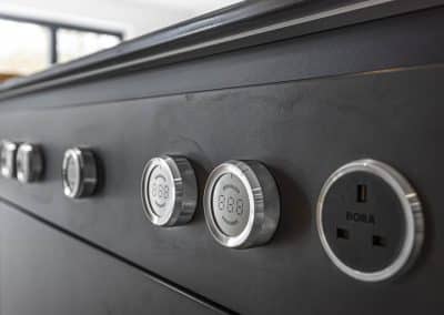 Cedar House Closeup of Cooker Dials